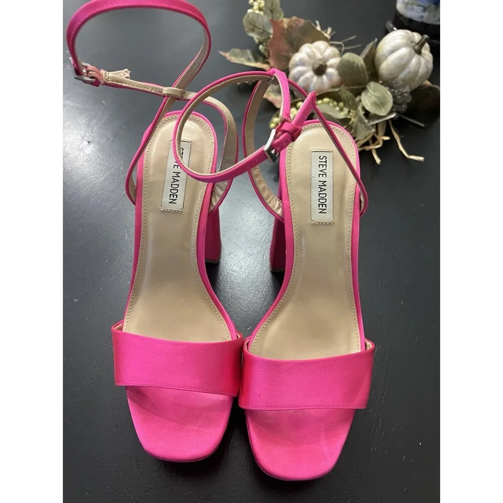 Steve Madden Lessa Satin Hot Pink Fabric Platform Ankle Strap Block Heel Sz 8.5M